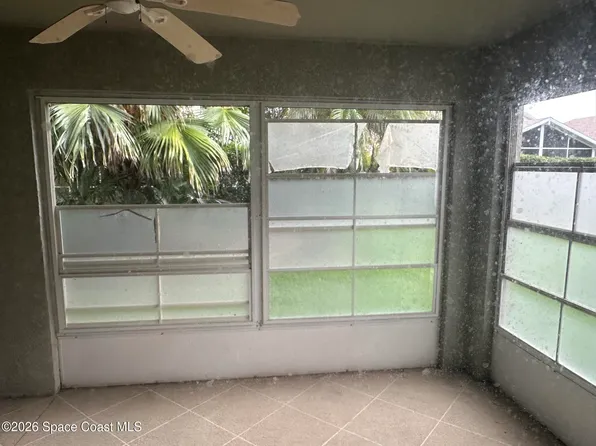 1610 Lago Mar Dr, Melbourne, FL 32940