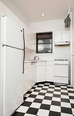 Rented by Keller Williams NYC | media 35