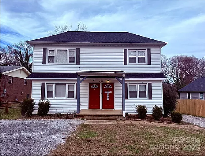 612 Poplar St #1 — Photo 1