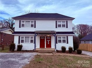 612 Poplar St #1, Statesville, NC 28677