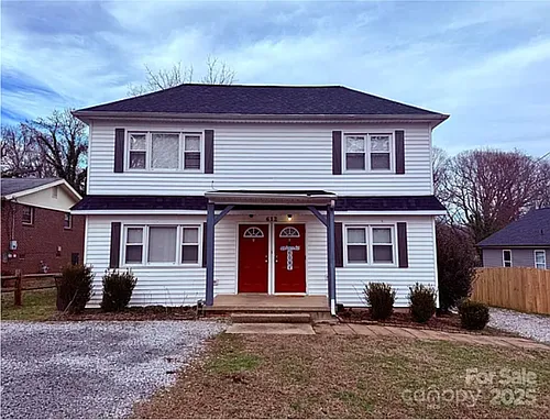 612 Poplar St #1 Photo 1