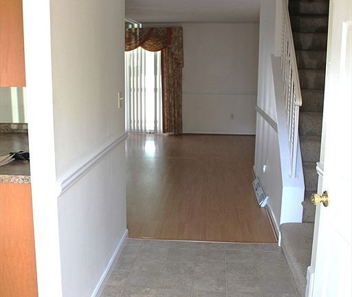 3rd image of 220 Park St APT 6