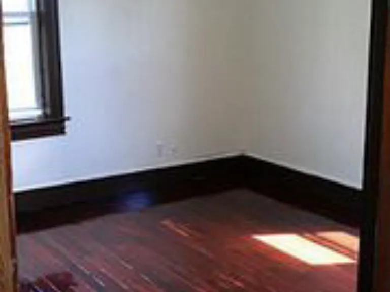 153 Burnside Ave #2 — Photo 8