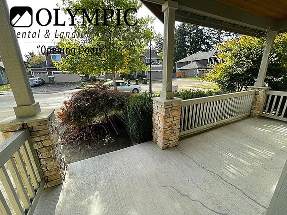 001 Front porch_10242022