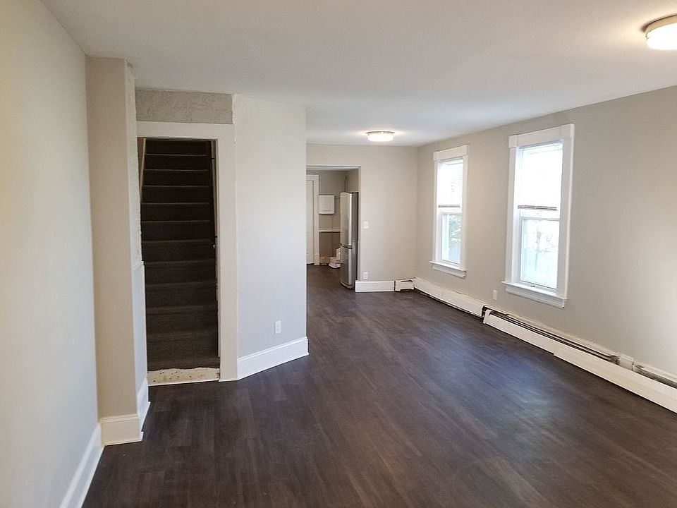1st image of 453 Page St E