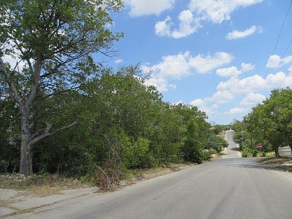 4th image of 2006 Menefee Ave