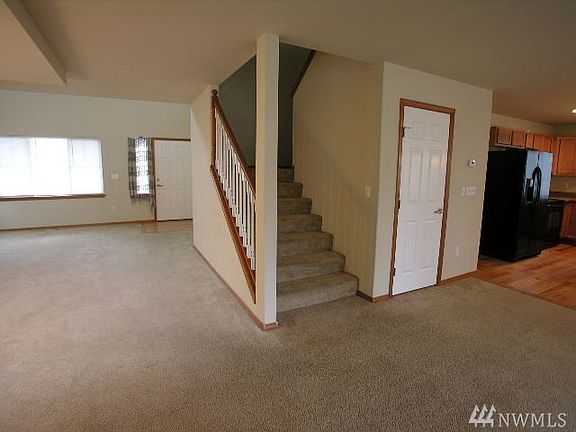 5th image of 127 178th Street Ct E