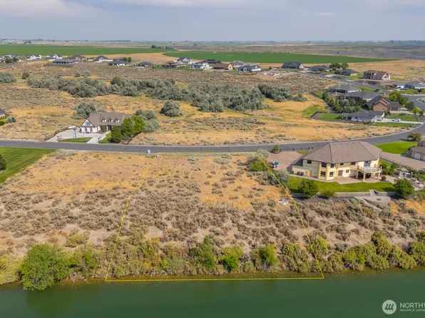 7587 Dune Lake Road SE, Moses Lake, WA 98837