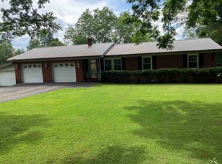 203 Meadow Dr, Red Bay, AL 35582