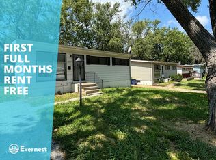 4001 Cranberry Ln, Saint Louis, MO 63121