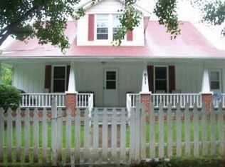 611 Harr Town Rd, Blountville, TN 37617