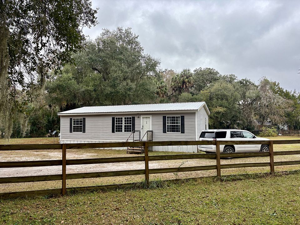 1st image of 735 SE 138th Ave