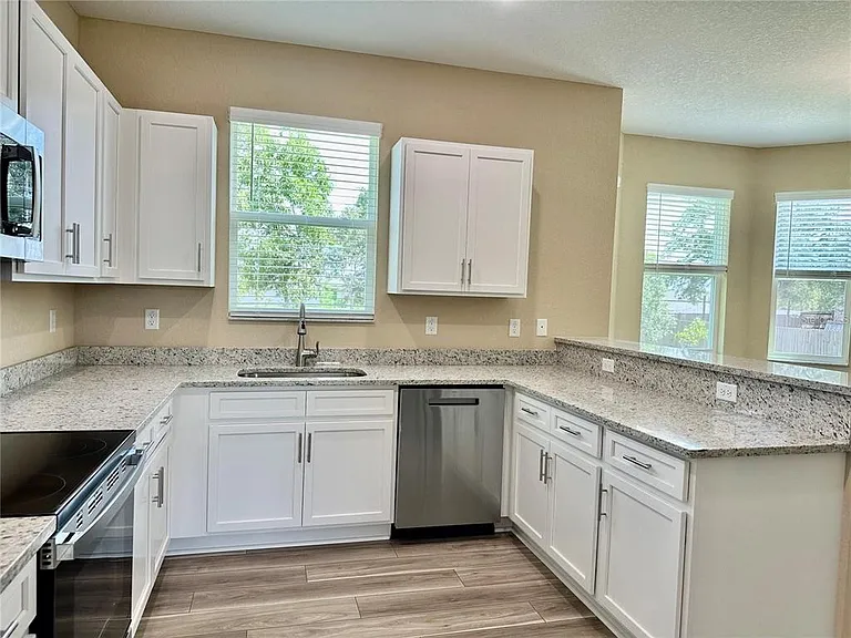 13075 House Finch Rd — Photo 21