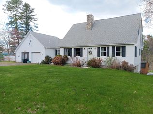11 Lakeshore Drive, Belgrade, ME 04918