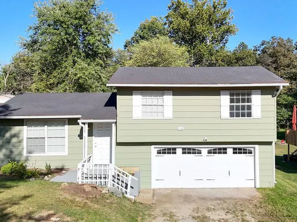 176 Pancho Villa Dr, Hillsboro, MO 63050