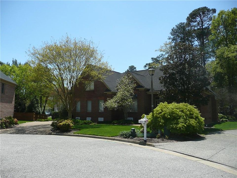 1st image of 309 Fairway Ln