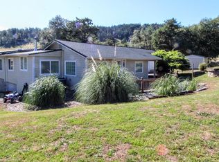 640 S Main St Canyonville Or 97417 Zillow