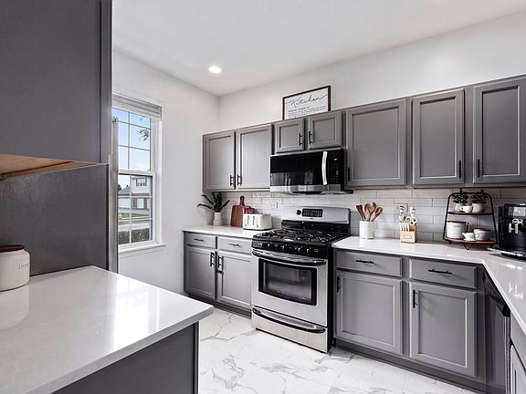 3rd image of 43 N Palazzo Dr