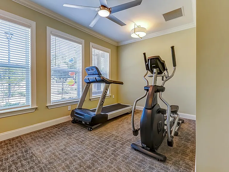 Cambridge Oaks II Apts — Photo 12