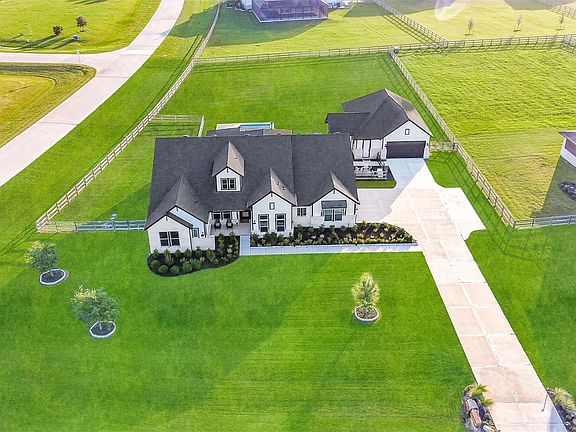 3rd image of 2016 Prairie Meadow Trl