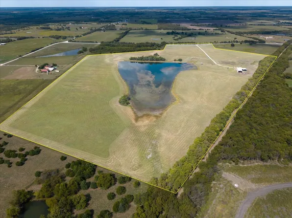 3679 County Road 1089, Celeste, TX 75423