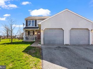 311 Elmshire Dr, Lancaster, PA 17603