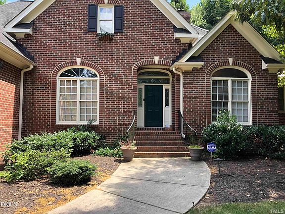 2nd image of 205 Berry Hill Dr