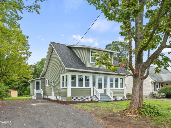 71 Essex St, Pittsfield, MA 01201
