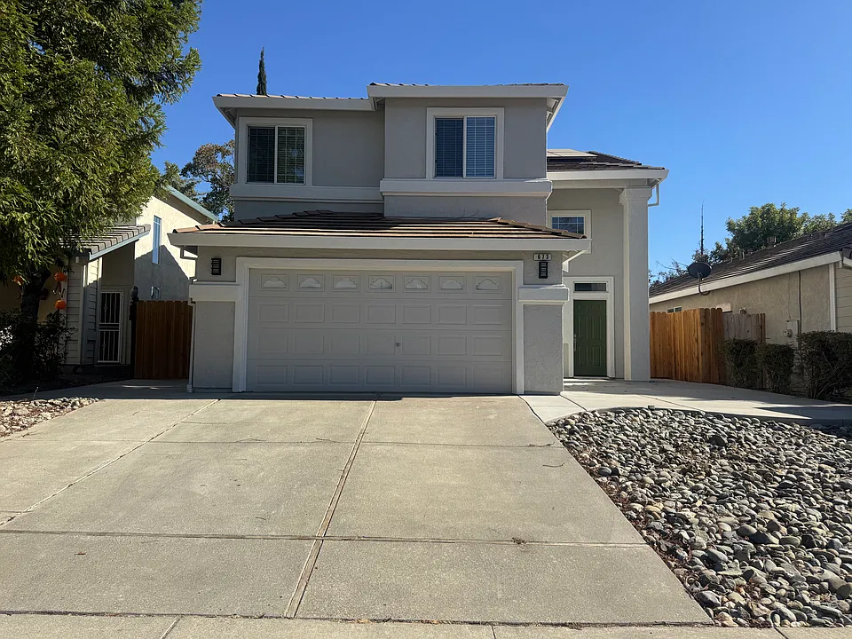 673 Grafton Way