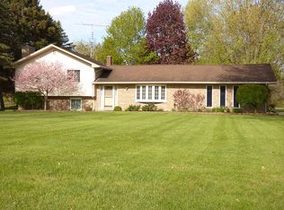 11890 Bunton Rd, Willis, MI 48191