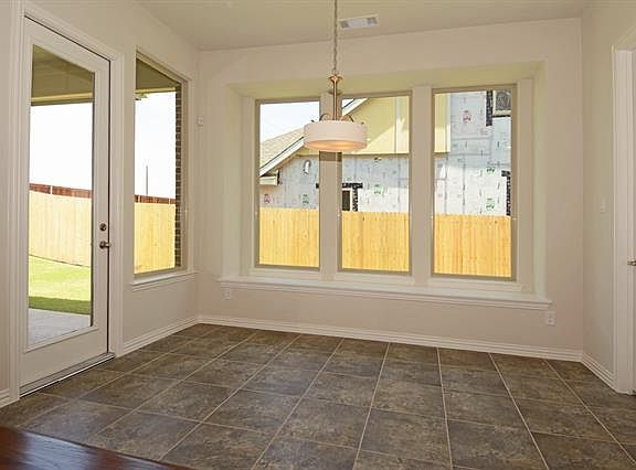 4th image of 2020 Indigo Dr