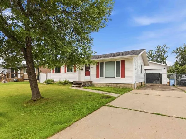 157 SE Rogers Cres, Wood Buffalo, AB T9H 2W7