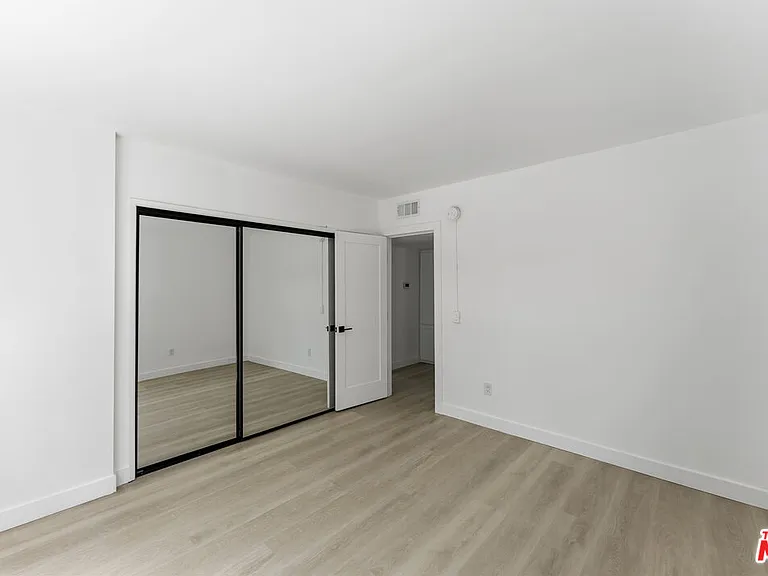 929 N Stanley Ave #2 — Photo 13