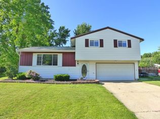 2435 Sherwin Dr, Twinsburg, OH 44087