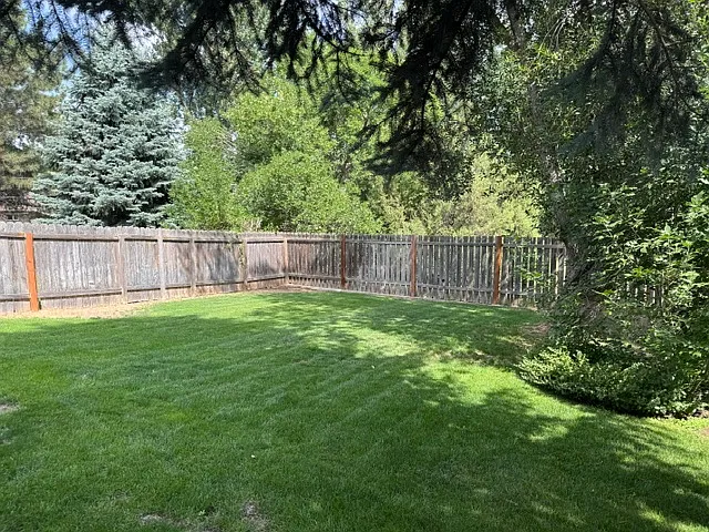2026 Custer Dr — Photo 3