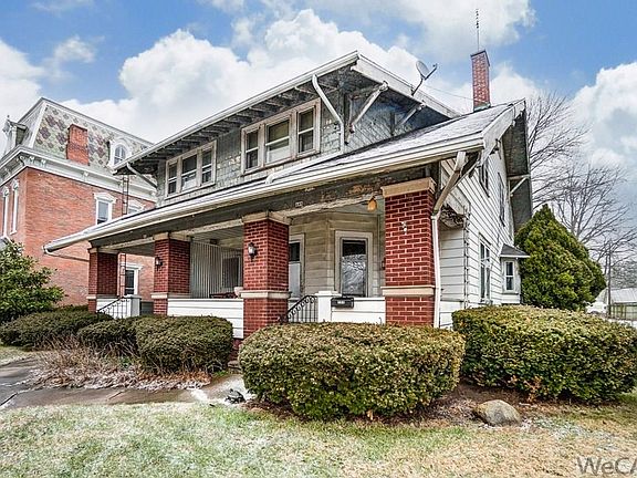 4th image of 406-408 S Washington St
