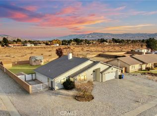 13991 Falling Leaf Rd, Apple Valley, CA 92307