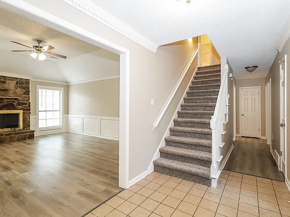 4th image of 8163 Cairn Dr