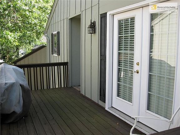 3rd image of 8229 N Chatham Ave