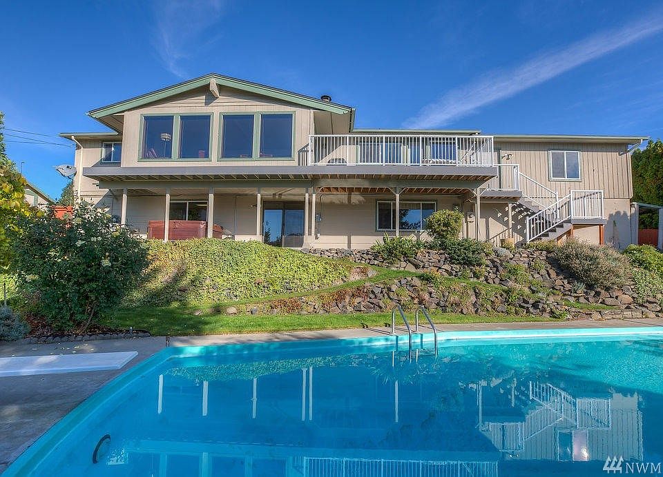 1st image of 1013 Westmorland Dr
