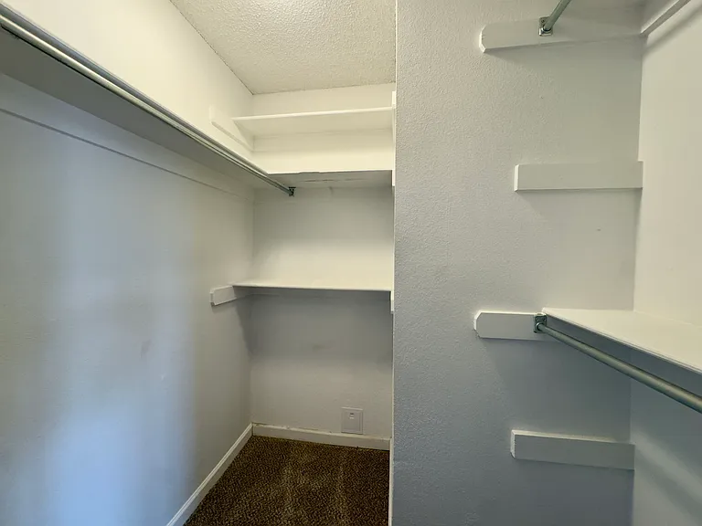 14002 Crossing Way E — Photo 27