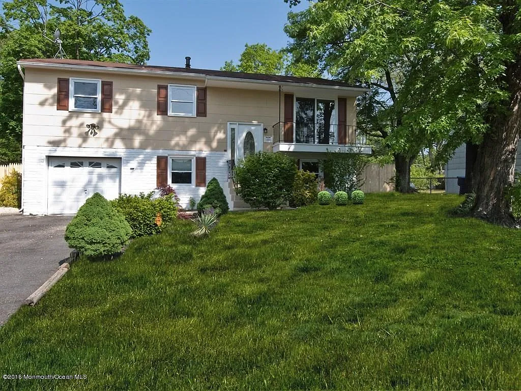13 W Ridge Rd photo 1