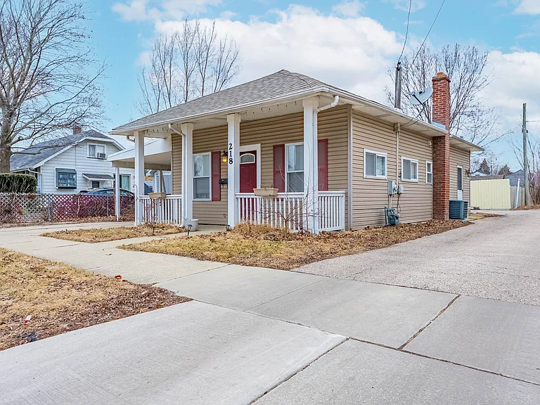 218 Orange St — Photo 1
