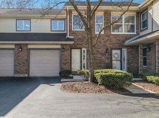 315 W Ivy Ln #3D, Arlington Heights, IL