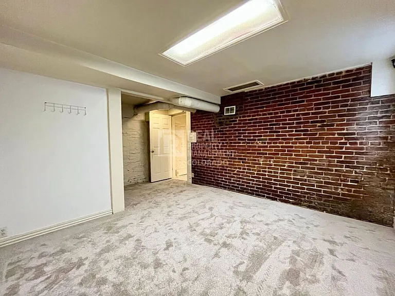1754 N Washington St #B1 — Photo 7