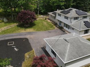 77 Prospect Rd, Sugarloaf, PA 18249