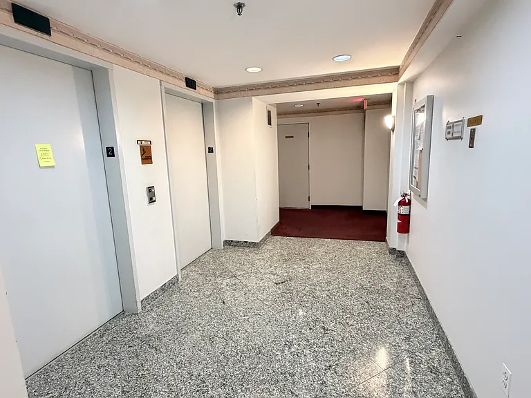 500 Washington St #207 — Photo 16