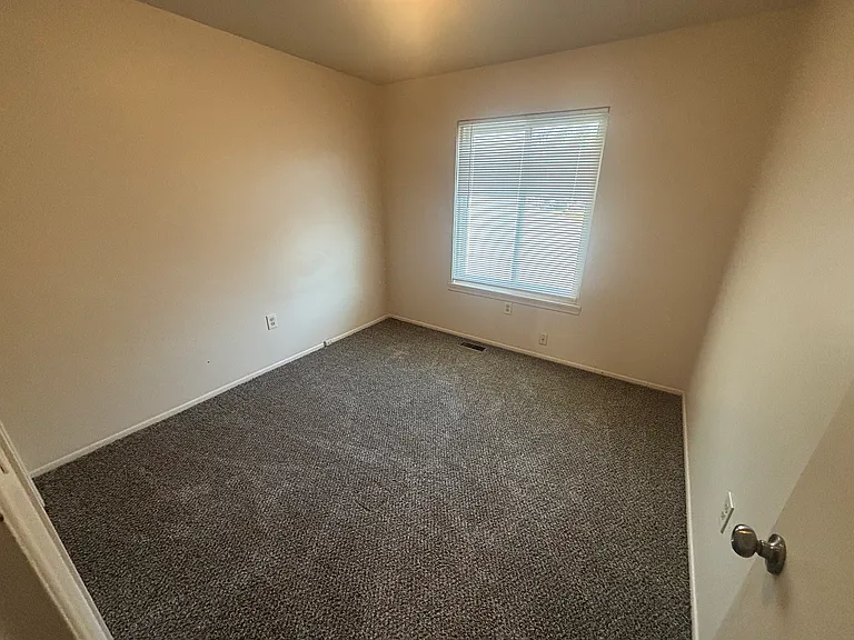 8317 Camelot Ct — Photo 5