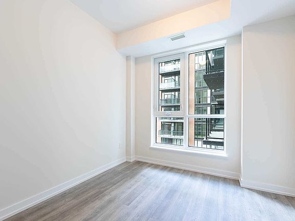 5th image of 2300 Saint Clair Ave W #418