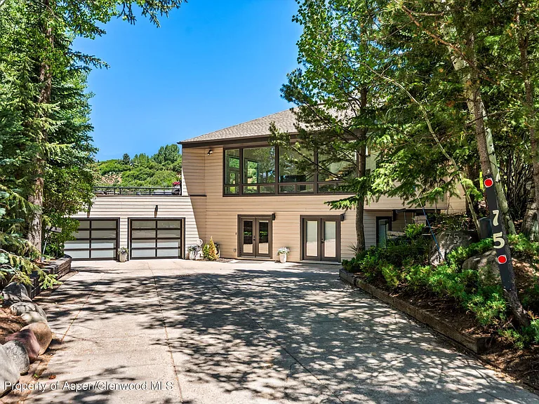 75 Bennett Ct — Photo 61